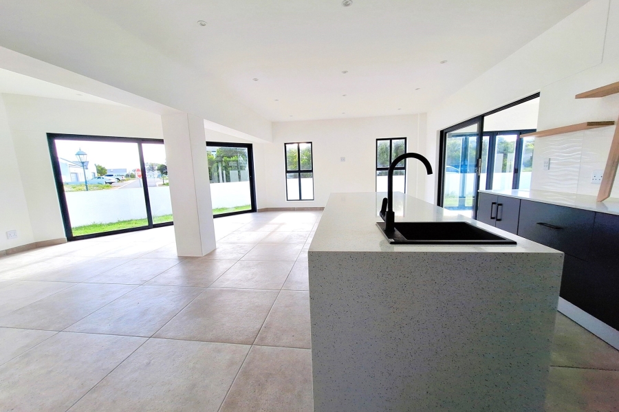 2 Bedroom Property for Sale in Shelley Point Western Cape